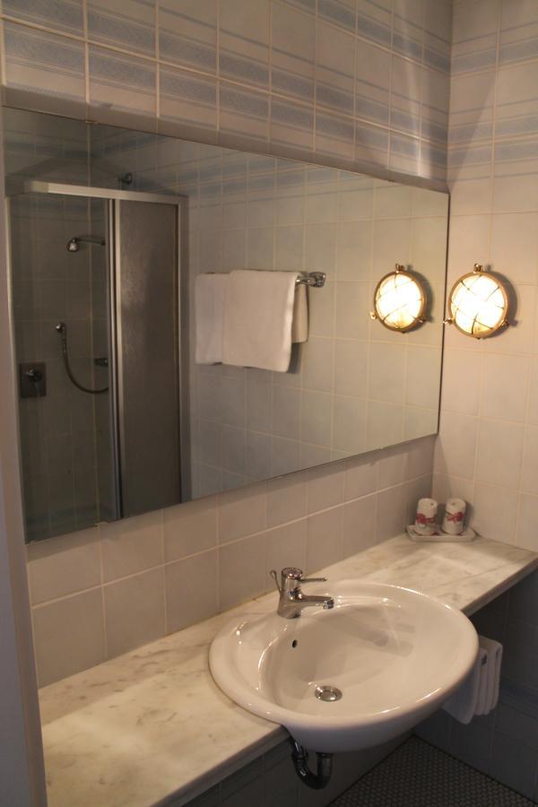Hotel-Gasthof Zum Hirschen Durrwangen 部屋 写真