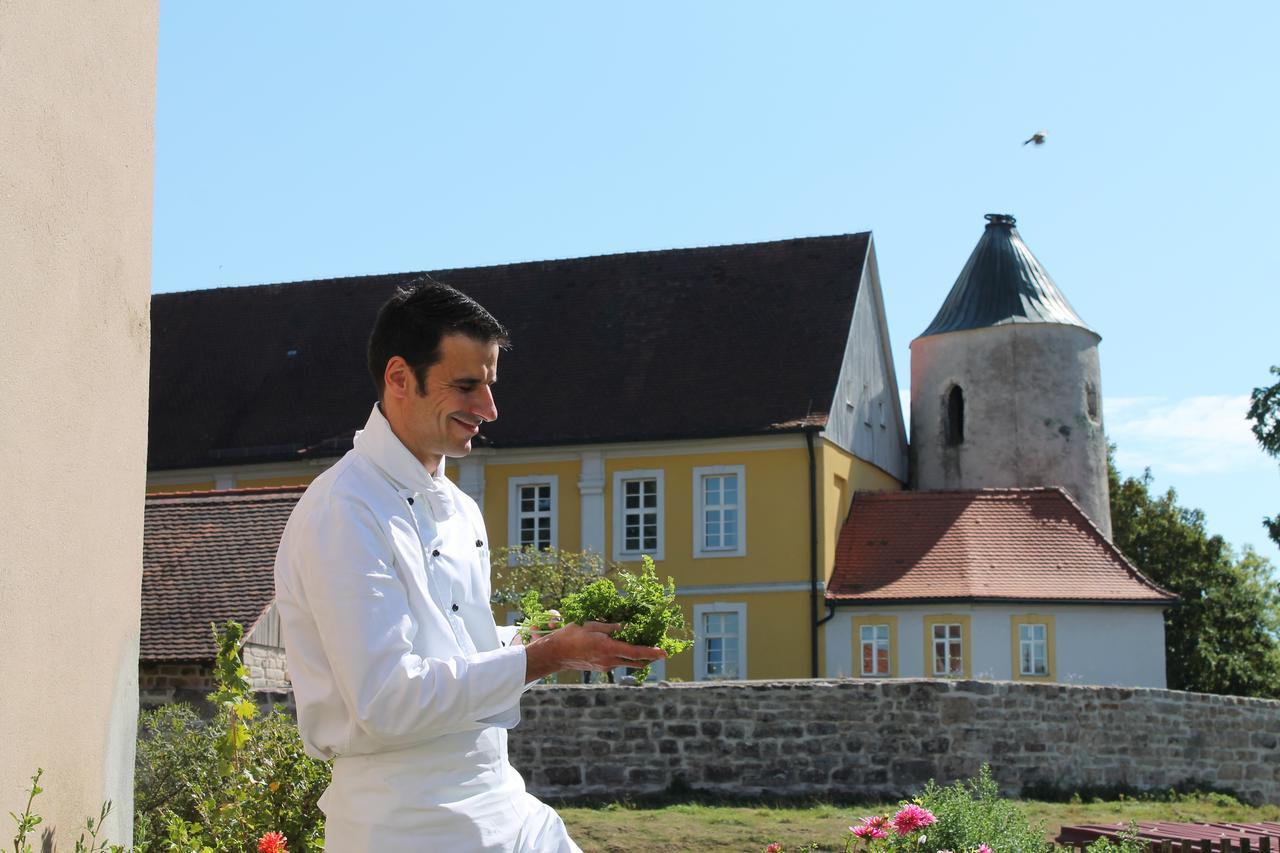 Hotel-Gasthof Zum Hirschen Durrwangen エクステリア 写真